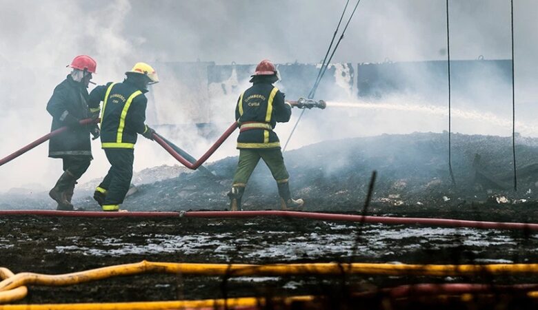 Κούβα: 16 νεκροί πυροσβέστες από τη φωτιά σε πετρελαϊκές εγκαταστάσεις