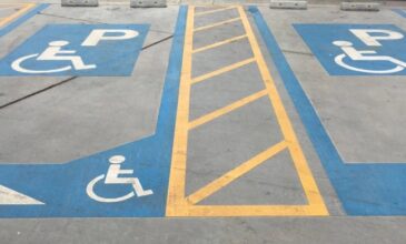 Θεσσαλονίκη: Ισπανός επιτέθηκε σε άτομο με αναπηρία αφότου είχε παρκάρει παράνομα σε θέση για ΑμεΑ