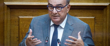 Παπαθανάσης: «Καλάθι του Πάσχα» και «Καλάθι της Σαρακοστής» θα «τρέχουν» παράλληλα
