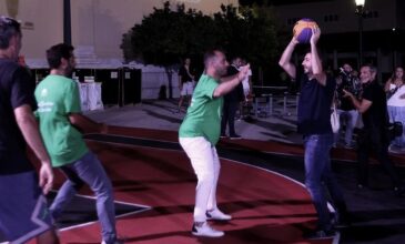 Νίκος Ανδρουλάκης: Τραυματίστηκε παίζοντας μπάσκετ στις εκδηλώσεις για τα 48 χρόνια του ΠΑΣΟΚ