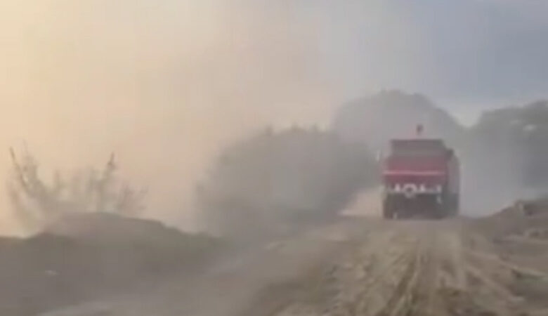 Καλαμάτα: Ξέσπασε φωτιά σε επιχείρηση ανακύκλωσης στο Ασπρόχωμα