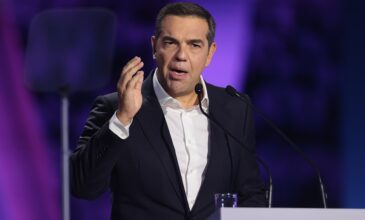 Τσίπρας: «Η Δημοκρατία κινδυνεύει» – Οι έξι εθνικές προτεραιότητες του ΣΥΡΙΖΑ