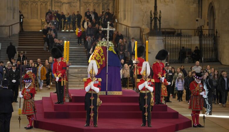 Βρετανία: Στην τελευταία της κατοικία αύριο Δευτέρα η βασίλισσας Ελισάβετ