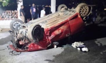 Σοκαριστικό τροχαίο στην Κρήτη: Αυτοκίνητο αναποδογύρισε στον δρόμο – Δύο τραυματίες