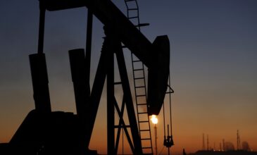 Ενεργειακή κρίση: Η Ρωσία θα προτείνει στον ΟΠΕΚ μείωση της παραγωγής πετρελαίου κατά 1 εκατ. βαρέλια ημερησίως