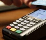 Φοροδιαφυγή: Επανεξετάζονται τα φορο-κίνητρα για τις ηλεκτρονικές αποδείξεις – Τι αλλάζει στην εστίαση