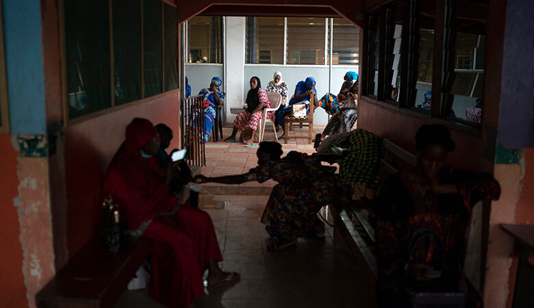 Γκάμπια: Ινδικό σιρόπι για τον βήχα πιθανόν να ευθύνεται για τον θάνατο δεκάδων παιδιών