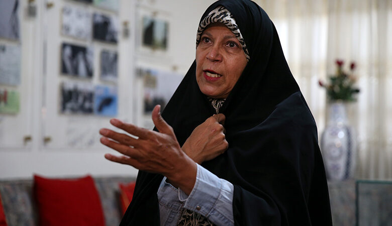Ιράν: Η κόρη του πρώην προέδρου Ραφσαντζανί κατηγορείται ότι ενθάρρυνε τις διαδηλώσεις για την Μαχσά Αμινί
