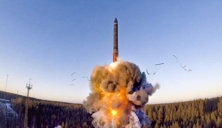 ΝΑΤΟ: Η χρήση πυρηνικών όπλων από τη Ρωσία θα πυροδοτούσε μια «απάντηση» από τους συμμάχους της Ουκρανίας