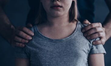 Κολωνός: Ταυτοποιήθηκαν 11 άνδρες ως φερόμενοι βιαστές της 12χρονης