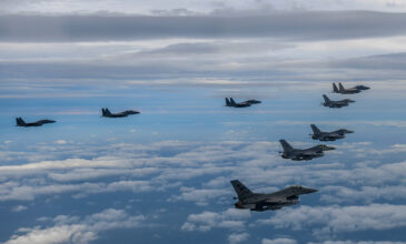 Νότια Κορέα: Απογείωσε εσπευσμένα μαχητικά –  «Εντοπίσαμε 180 στρατιωτικά αεροσκάφη της Βόρειας Κορέας κοντά στα σύνορα»