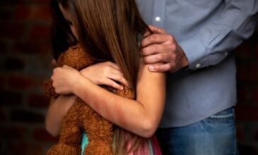 Ιταλία: Κακοποιούσε σεξουαλικά την μόλις 2 ετών κόρη του και διακινούσε οπτικό υλικό στο διαδίκτυο