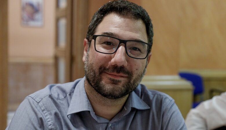 Ηλιόπουλος: Μια ακόμα κοροϊδία της κυβέρνησης το «καλάθι του νοικοκυριού»