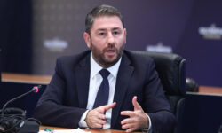Ανδρουλάκης: «Ο Θόδωρος Πάγκαλος έχει αφήσει ανεξίτηλα ίχνη στη δημόσια ζωή με τους αγώνες του για τη Δημοκρατία»