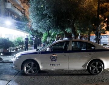 Συνελήφθη 54χρονος επιδειξίας που κατέβασε το παντελόνι του μπροστά σε 39χρονη στο Περιστέρι