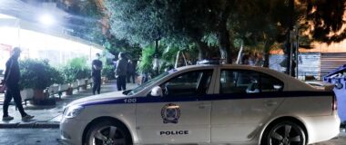 Συνελήφθη σε τυχαίο έλεγχο 23χρονος Αλβανός που καταζητούταν για απόπειρα ανθρωποκτονίας στον Άγιο Παντελεήμονα
