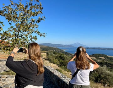 Η Ανατολική Χαλκιδική προωθείται στο Λίβανο ως προορισμός προσκυνηματικών περιηγήσεων