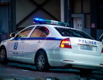 Δημοτικός υπάλληλος δέχθηκε επίθεση με φτυάρι από δύο άτομα στη Χαλκιδική