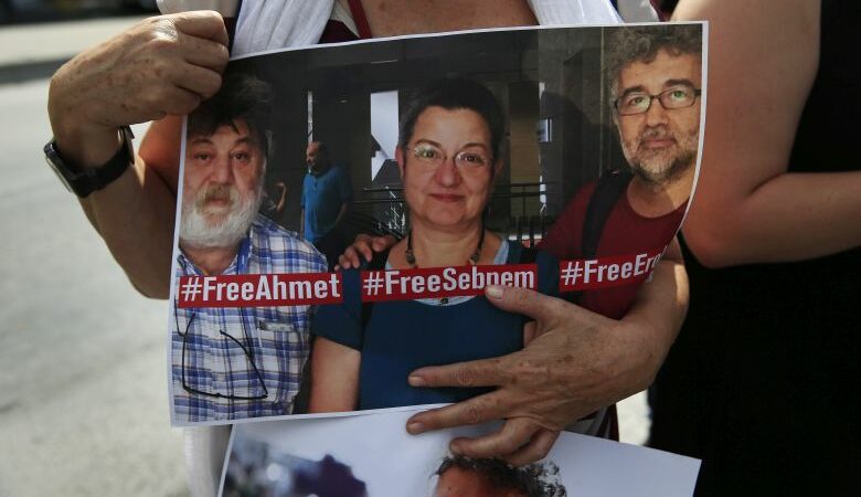 Τουρκία: Φυλακίστηκε η πρόεδρος του Ιατρικού Συλλόγου – Ζήτησε έρευνα για χρήση χημικών όπλων κατά των Κούρδων στο Ιράκ