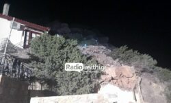 Πρωτοφανής τραγωδία στην Ιεράπετρα: Βράχος καταπλάκωσε ξενοδοχείο – Νεκρή μια μητέρα και τραυματισμένος ένας 8χρονος