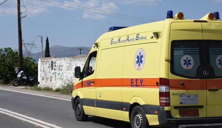 Η απάντηση του ΕΚΑΒ για τη μεταφορά της 7χρονης από τα Γιάννενα στην Αθήνα – «Κανένα πλήρωμα δεν μπορεί να αρνηθεί καμία διακομιδή, είναι νόμος»