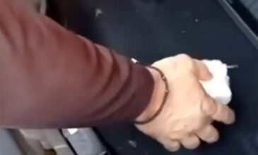 Συνελήφθη γνωστός παίκτης ριάλιτι με κοκαΐνη – Δείτε βίντεο με την στιγμή που οι αστυνομικοί ανοίγουν το πορτπαγκάζ του αυτοκινήτου του