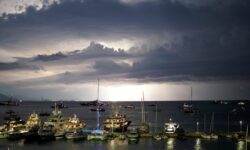 Καιρός: Πού θα εκδηλωθούν καταιγίδες