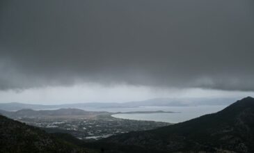 Καιρός: Τοπικές βροχές σε ηπειρωτικά και Ιόνιο – Αυξημένες συγκεντρώσεις σκόνης στην ατμόσφαιρα