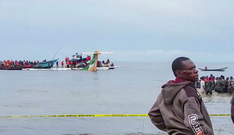 Τανζανία: Με εντολή προέδρου στην πυροσβεστική ο ψαράς που έσωσε ζωές μετά την πτώση αεροσκάφους στη λίμνη Βικτόρια