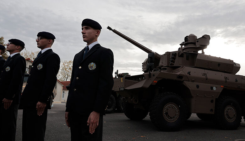 Γαλλία: Ο στρατός στέλνει άρματα μάχης στη Ρουμανία για την ενίσχυση της ανατολικής πτέρυγας του ΝΑΤΟ