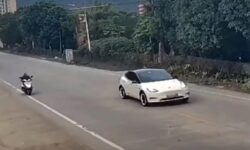 Κίνα: Τροχαίο δυστύχημα προκάλεσε αυτοκίνητο Tesla – Πιθανώς δεν έπιασαν τα φρένα