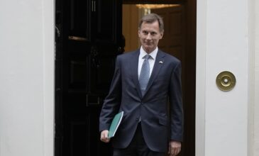 Βρετανία: Αυξήσεις φόρων και περικοπές κρατικών δαπανών ανακοίνωσε ο υπουργός Οικονομικών