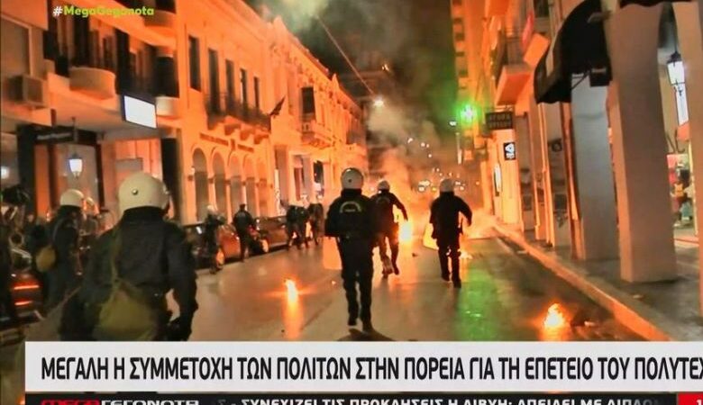Επέτειος Πολυτεχνείου στην Πάτρα: «Βροχή» οι μολότοφ εναντίον των ΜΑΤ