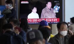 Βόρεια Κορέα: Ο Κιμ Γιονγκ Ουν αποκάλυψε για πρώτη φορά την ύπαρξη της κόρης του