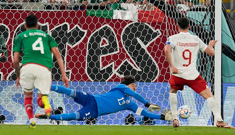 Μουντιάλ 2022: Ο Οτσόα κατέβασε τα… ρολά και το Μεξικό πήρε το 0-0 από την Πολωνία – Δείτε το πέναλτι που έπιασε