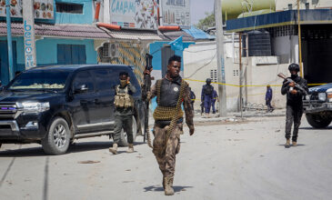 Σομαλία: Τουλάχιστον 8 νεκροί από την επίθεση τζιχαντιστών σε ξενοδοχείο στη Μογκαντίσου