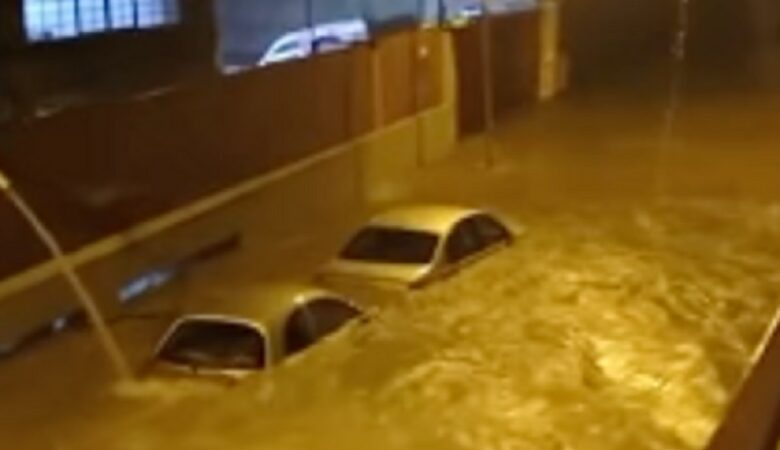 Ιταλία: Πλημμύρες από την νέα σφοδρή κακοκαιρία που έπληξε τη Σικελία – Δείτε βίντεο