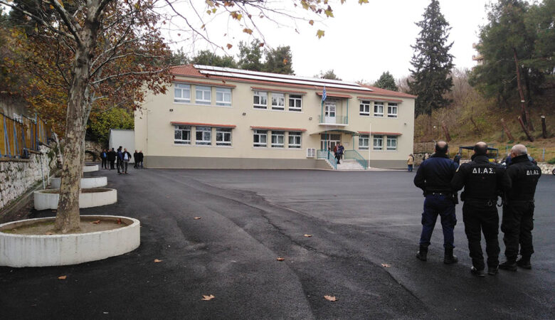 Έκρηξη σε δημοτικό σχολείο στις Σέρρες: «Διαφώνησα πολλές φορές για το έργο αυτό», λέει ο διευθυντής