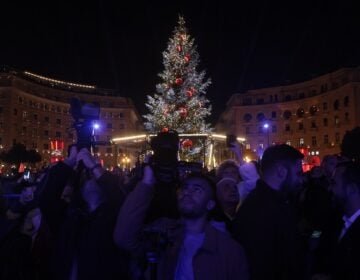 Θεσσαλονίκη: Αντίστροφη μέτρηση για να ανάψει το χριστουγεννιάτικο δέντρο