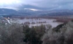 Θεσπρωτία: Πλημμύρισε ο κάμπος Φιλιατών από την υπερχείλιση του ποταμού Καλαμά