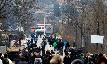 Κόσοβο: Αποσύρθηκαν τα οδοφράγματα και άνοιξαν οι συνοριακές διαβάσεις προς την κεντρική Σερβία
