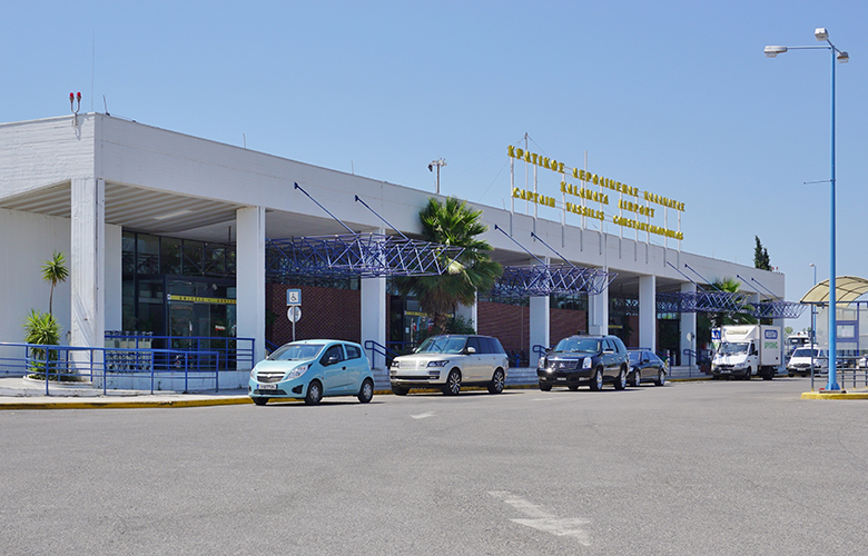 Πτώση εκπαιδευτικού αεροπλάνου της Πολεμικής Αεροπορίας στην Καλαμάτα