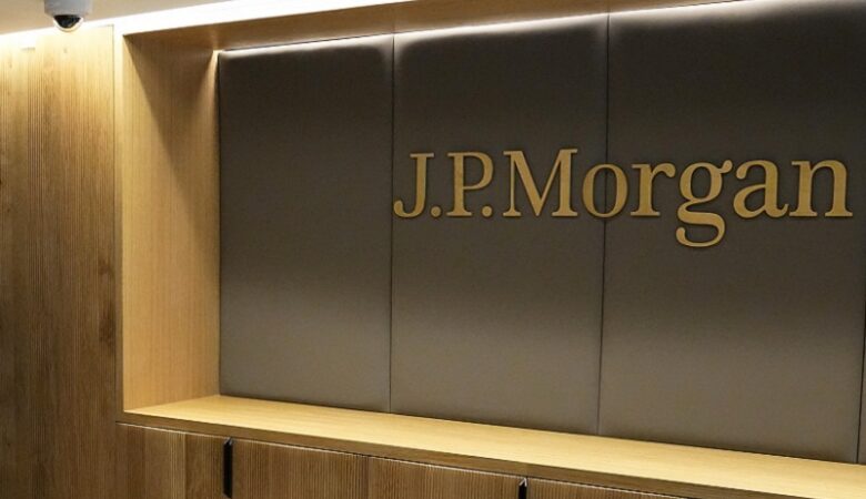 JP Morgan: Θετικό μομέντουμ για το ελληνικό τραπεζικό σύστημα