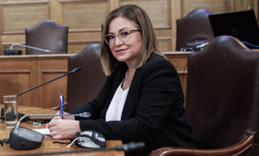 Μαρία Σπυράκη: Αναστέλλεται η ιδιότητα του μέλους της ΝΔ με απόφαση Μητσοτάκη