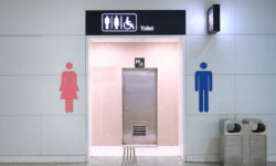 Η διαφορά στις δημόσιες τουαλέτες που σίγουρα δεν έχεις προσέξει