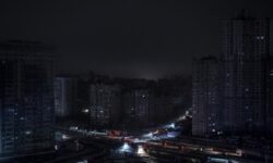 Ουκρανία: Χωρίς ηλεκτρικό ρεύμα το 80% του Κιέβου μετά τις ρωσικές επιθέσεις