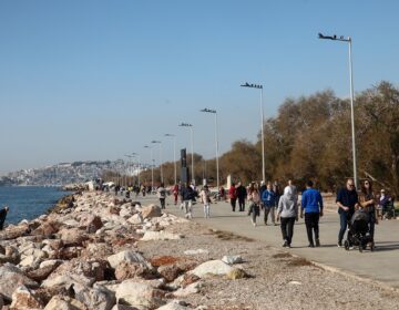 «Καυτό» Σαββατοκύριακο με θερμοκρασίες που θα φθάσουν τους 30 βαθμούς