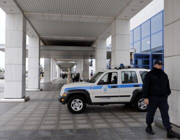 Περιστατικό στο «Ελευθέριος Βενιζέλος»: Φάρσα η ειδοποίηση για βόμβα στο αεροπλάνο της RyanAir