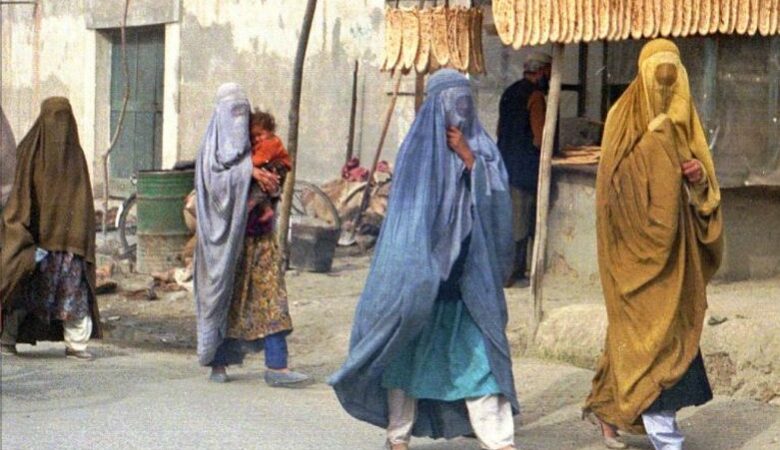 Αφγανιστάν: Οι μη κυβερνητικές οργανώσεις συνεδριάζουν για την απαγόρευση να εργάζονται με γυναίκες