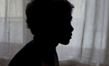 Νέο Ψυχικό: Πατέρας εγκατέλειψε τον 7 ετών γιο του κλειδωμένο στο σπίτι και εξαφανίστηκε